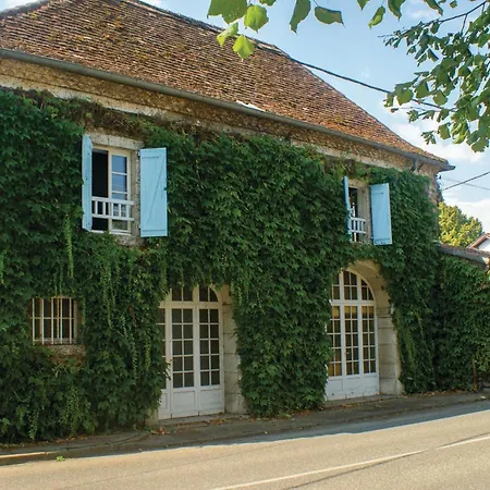 Feriehus 4 Bedroom Stunning In