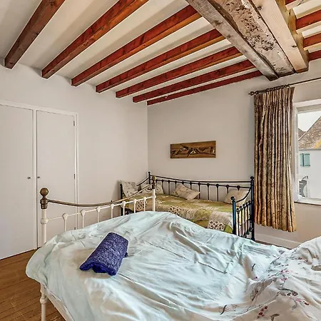 Casa vacanze 4 Bedroom Cozy In